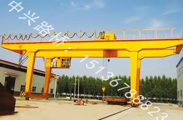 操作雙梁龍門吊時(shí)如何保證視野清晰避免盲區(qū)