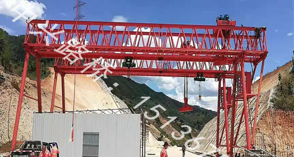 湖北武漢廠家分析花架龍門吊限位器的作用