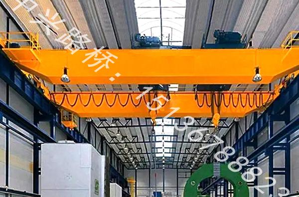 QB型防爆雙梁起重機(jī)
